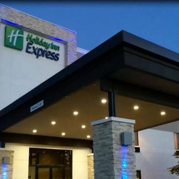 Holiday Inn Express & Suites Claremore By IHG Thumbnail