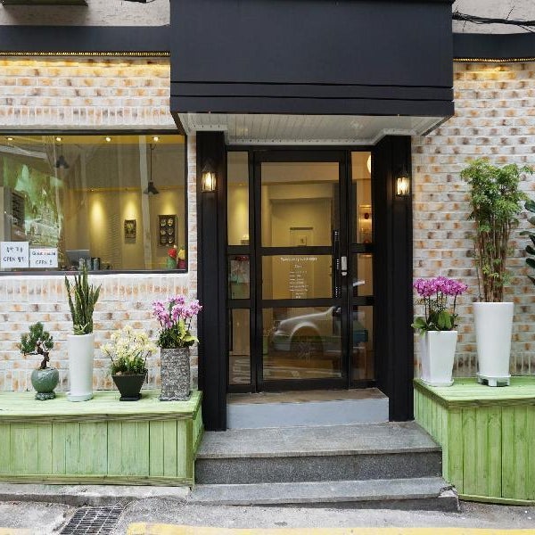 Myeongdong Guesthouse Como (Korea Quality) Thumbnail
