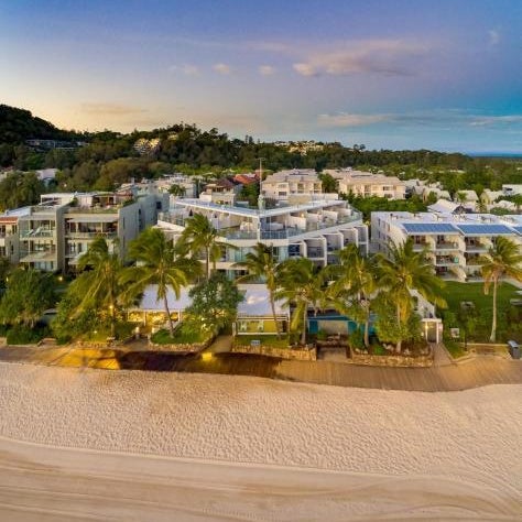 On The Beach Noosa Resort Thumbnail