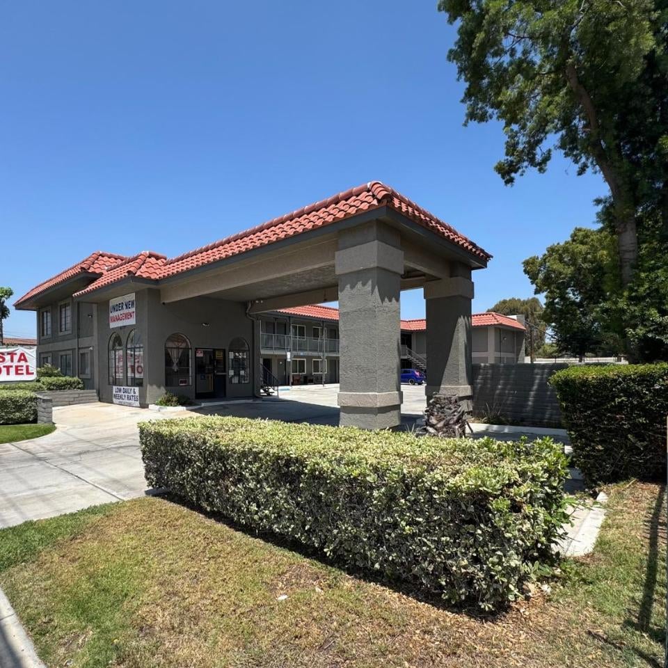 Vista Motel - Riverside Thumbnail