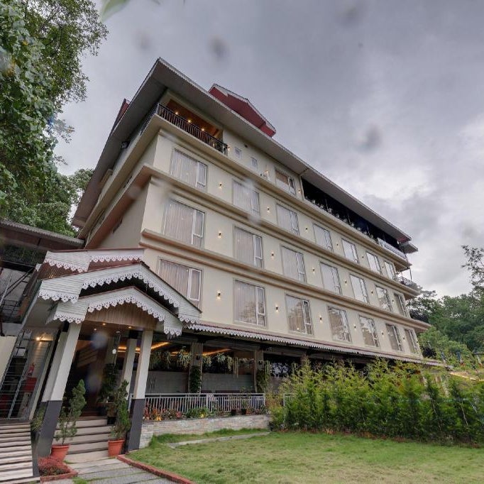 Clarion Hotel De Renees Gangtok - 5 km from MG Marg
