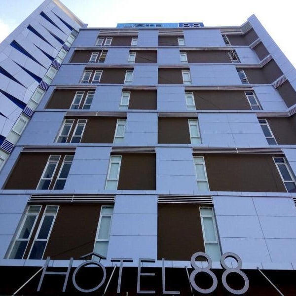 Hotel 88 Kedoya Jakarta Thumbnail