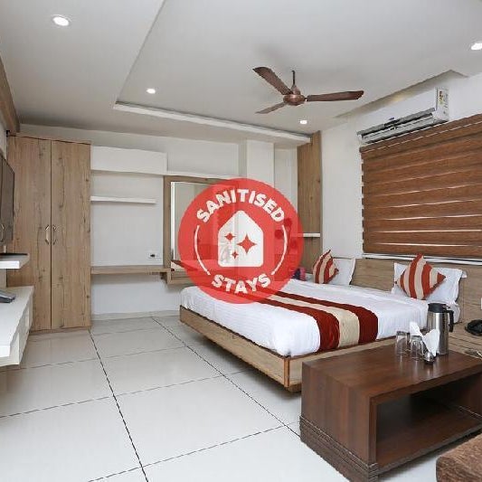 Treebo Ashirwad Regency, Near Bhopal Junction Railway Station