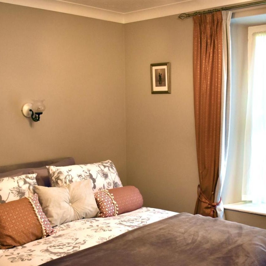 Lion Royal Hotel, Rhayader