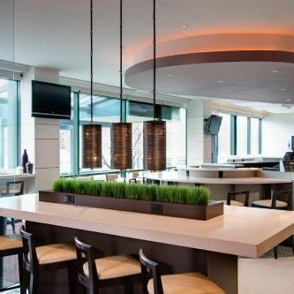 Courtyard by Marriott New York JFK Airport Thumbnail