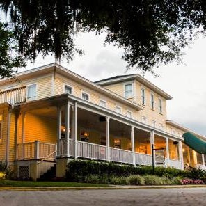 Lakeside Inn on Lake Dora Thumbnail