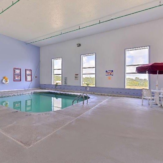 Americas Best Value Inn and Suites Clear Lake Thumbnail