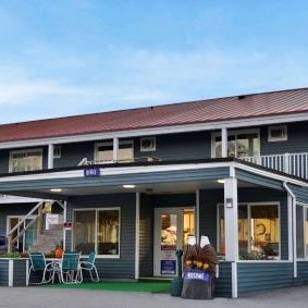 Colonial Inn Ellsworth Thumbnail
