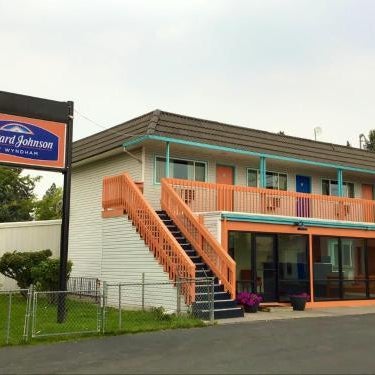 Howard Johnson by Wyndham Spokane Thumbnail