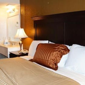 Americas Best Value Inn & Suites Kansas City Thumbnail