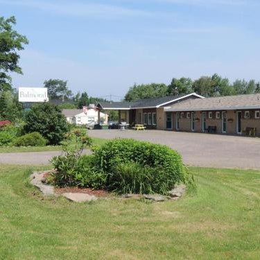 Balmoral Motel Thumbnail