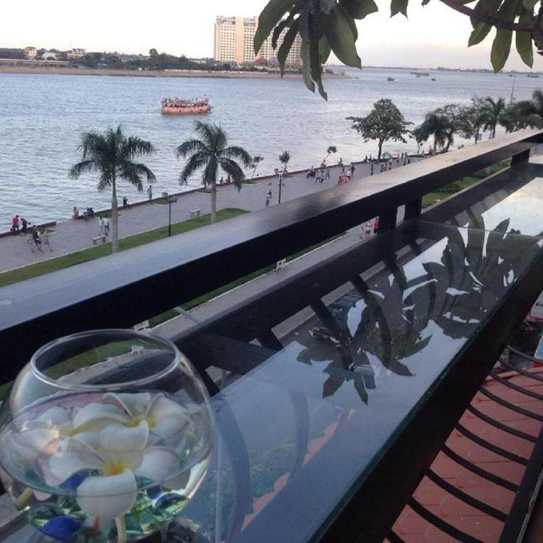 New Season Riverside Hotel Thumbnail