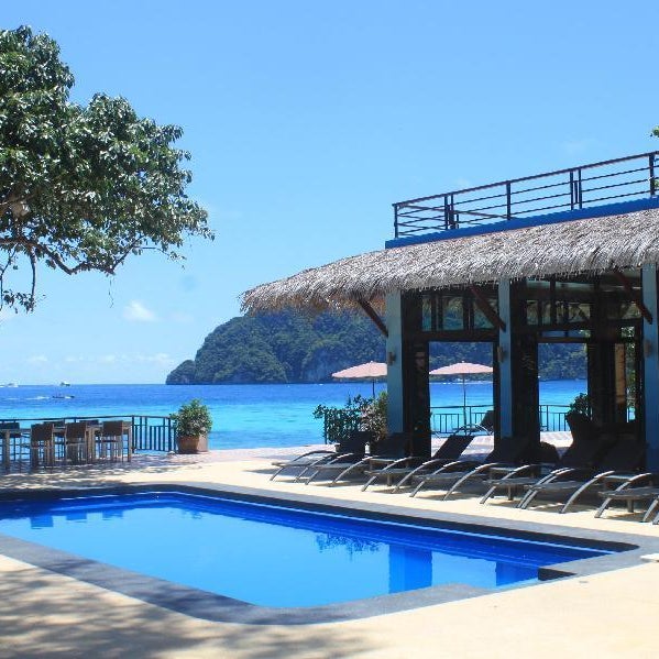 Phi Phi Long Beach Resort & Villa