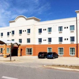 Cotulla Inn