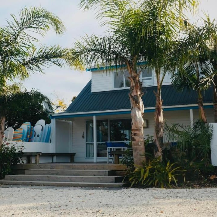 Aotearoa Surf Lodge