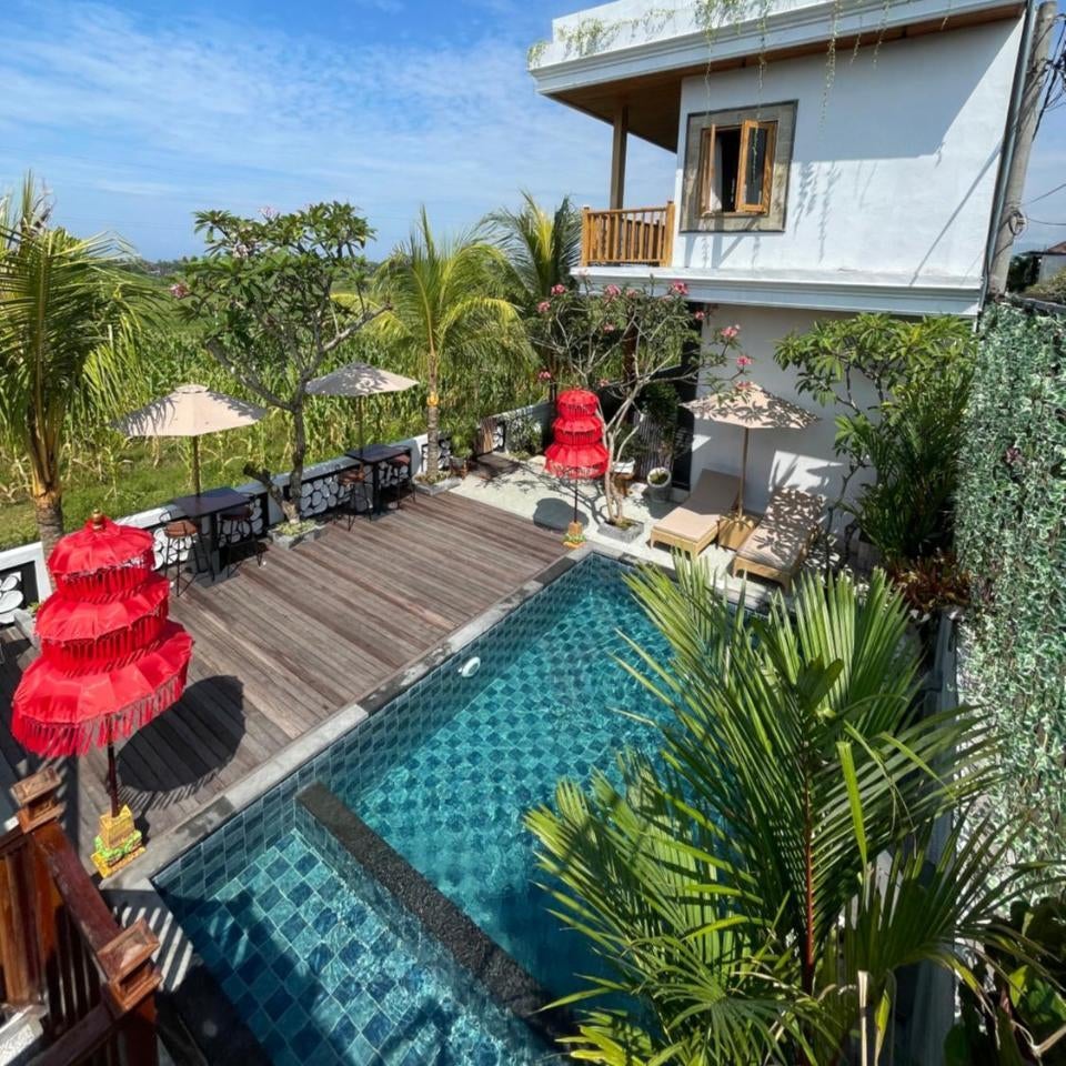 Surfers Villa Medewi Thumbnail