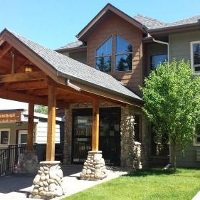 Elkwater Lake Lodge and Resort Thumbnail