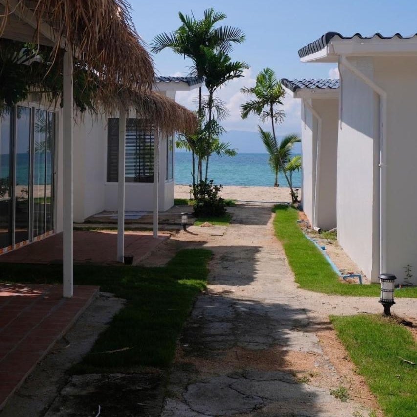 Sea Escapes Resort