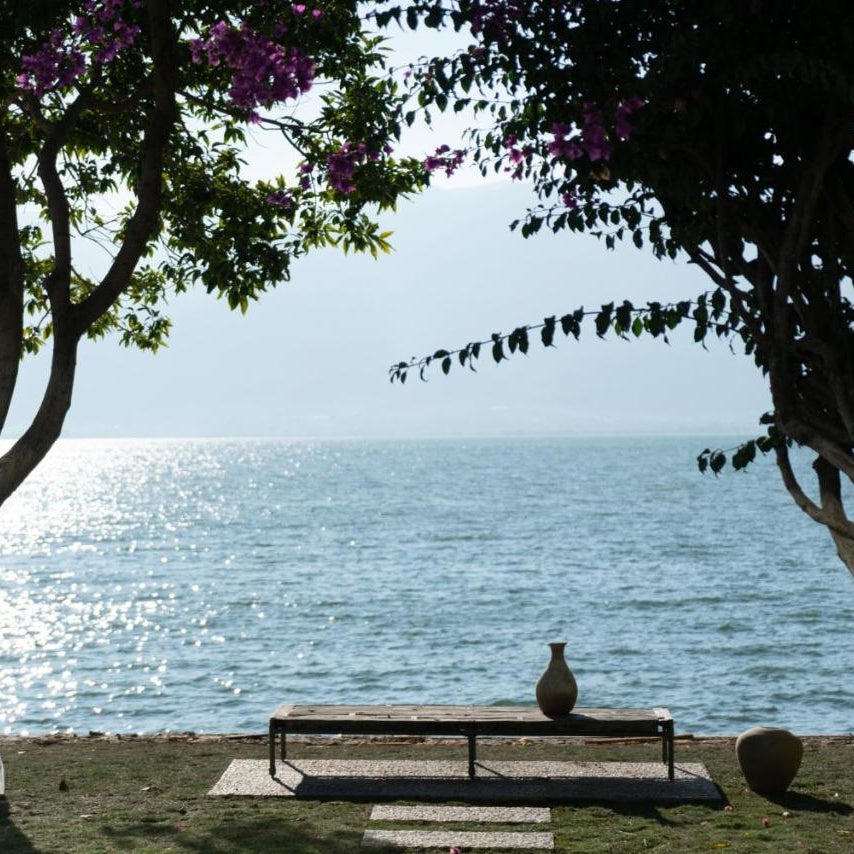 LIUBAI CUNSHU Seaview Resort Hotel