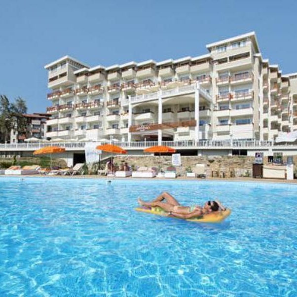 Justiniano Deluxe Resort