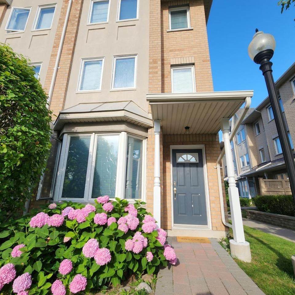 Scarborough Townhouse Thumbnail