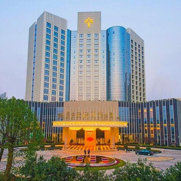 Longhua International Hotel