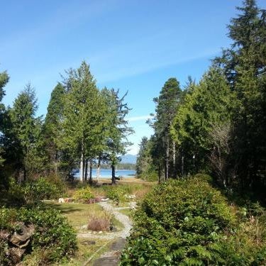 C&N Backpackers - Ucluelet
