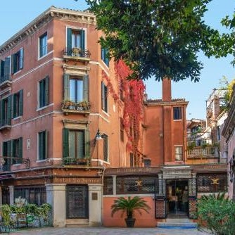 Hotel La Fenice et Des Artistes Thumbnail