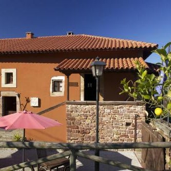 Hotel La Corte de Lugás