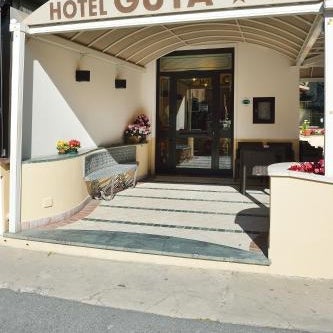 Hotel Guya