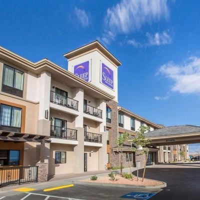 Sleep Inn & Suites Page at Lake Powell Thumbnail