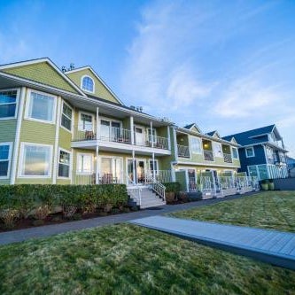 Inn of the Four Winds Seaside Oceanfront Thumbnail