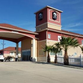 Executive Inn & Suites Thumbnail