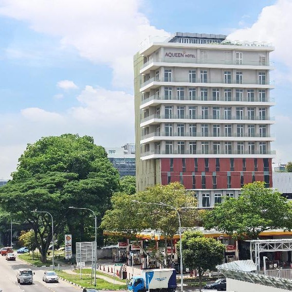 Aqueen Hotel Paya Lebar Thumbnail