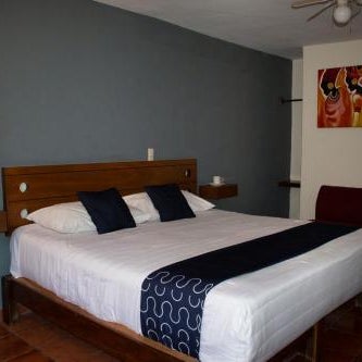 Capital O Hotel Casa Blanca Thumbnail