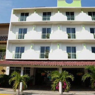 Hotel Arenas del Pacifico Thumbnail