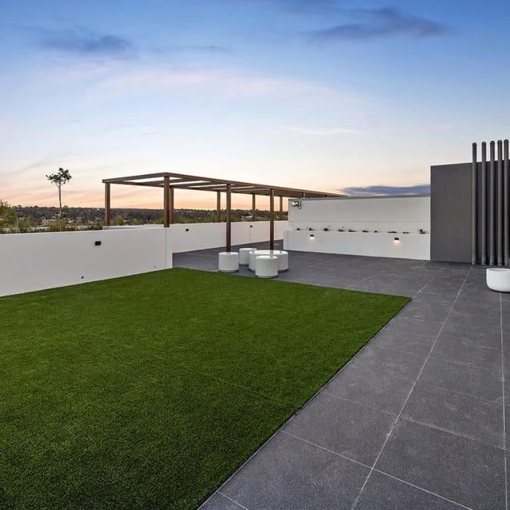 Campbelltown Executive Stay with Balcony