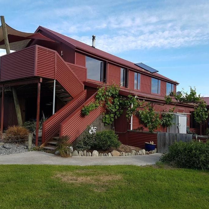 2 bedroom Apartment@Boutique Barn House Farm Stay