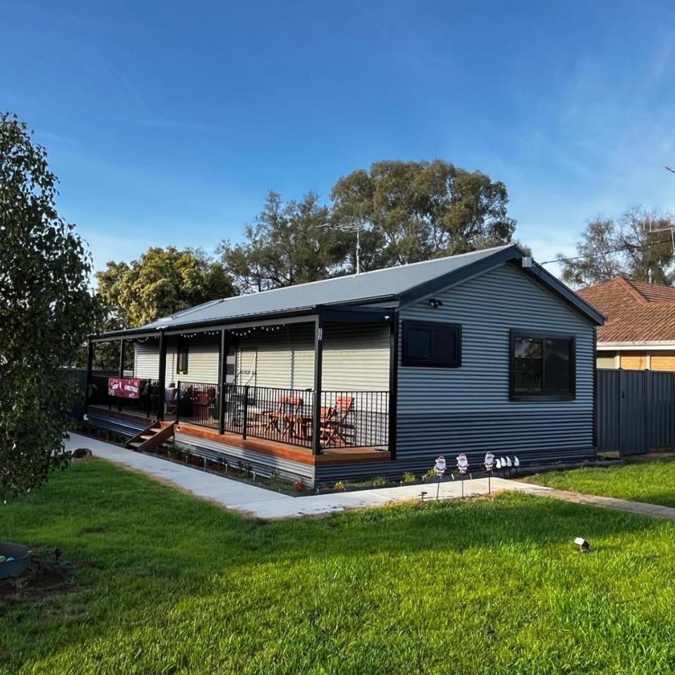 Sea Lake Holiday Cabin