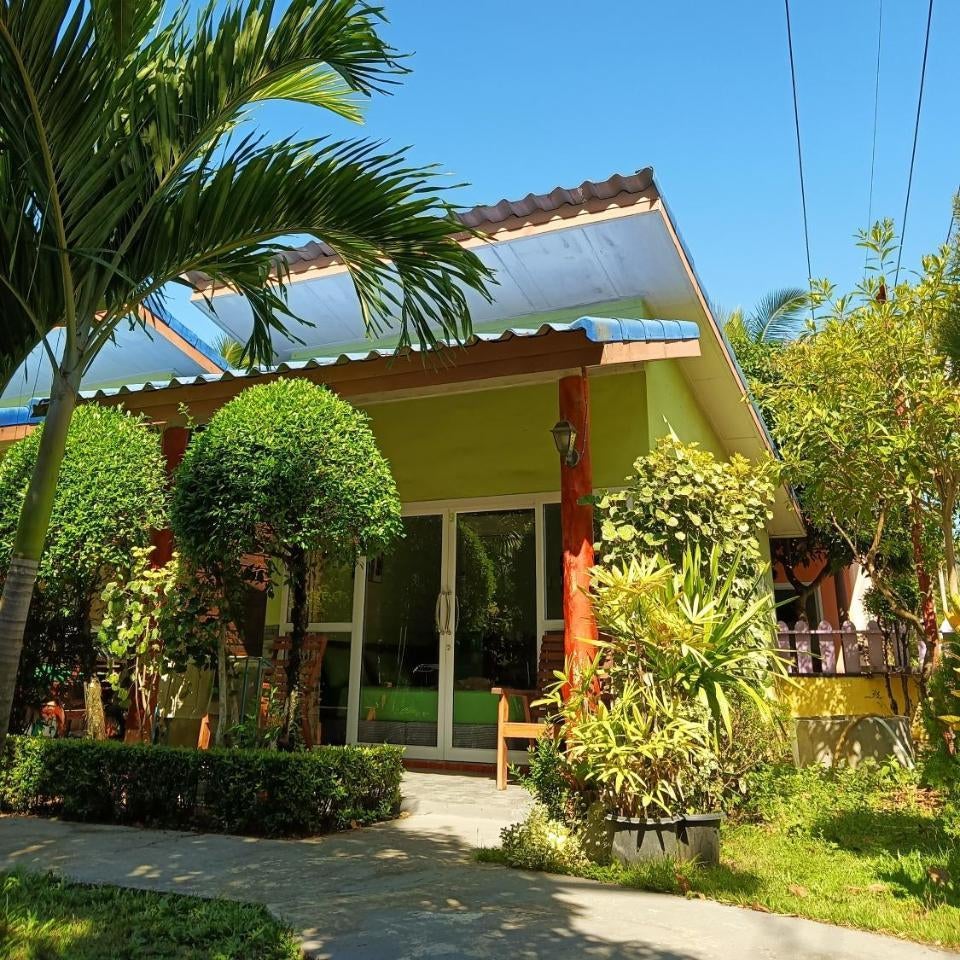 LUCKY Bungalows Koh Mook