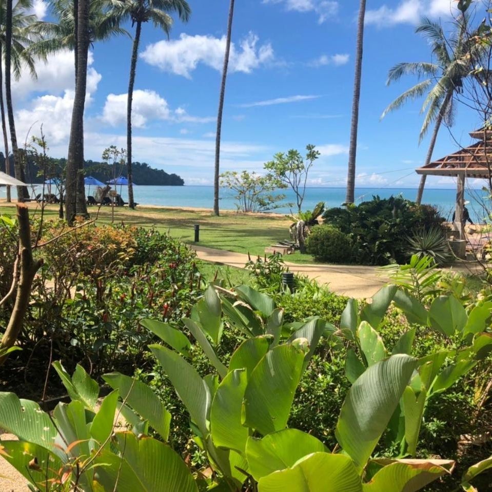 Nang Thong Beach Resort
