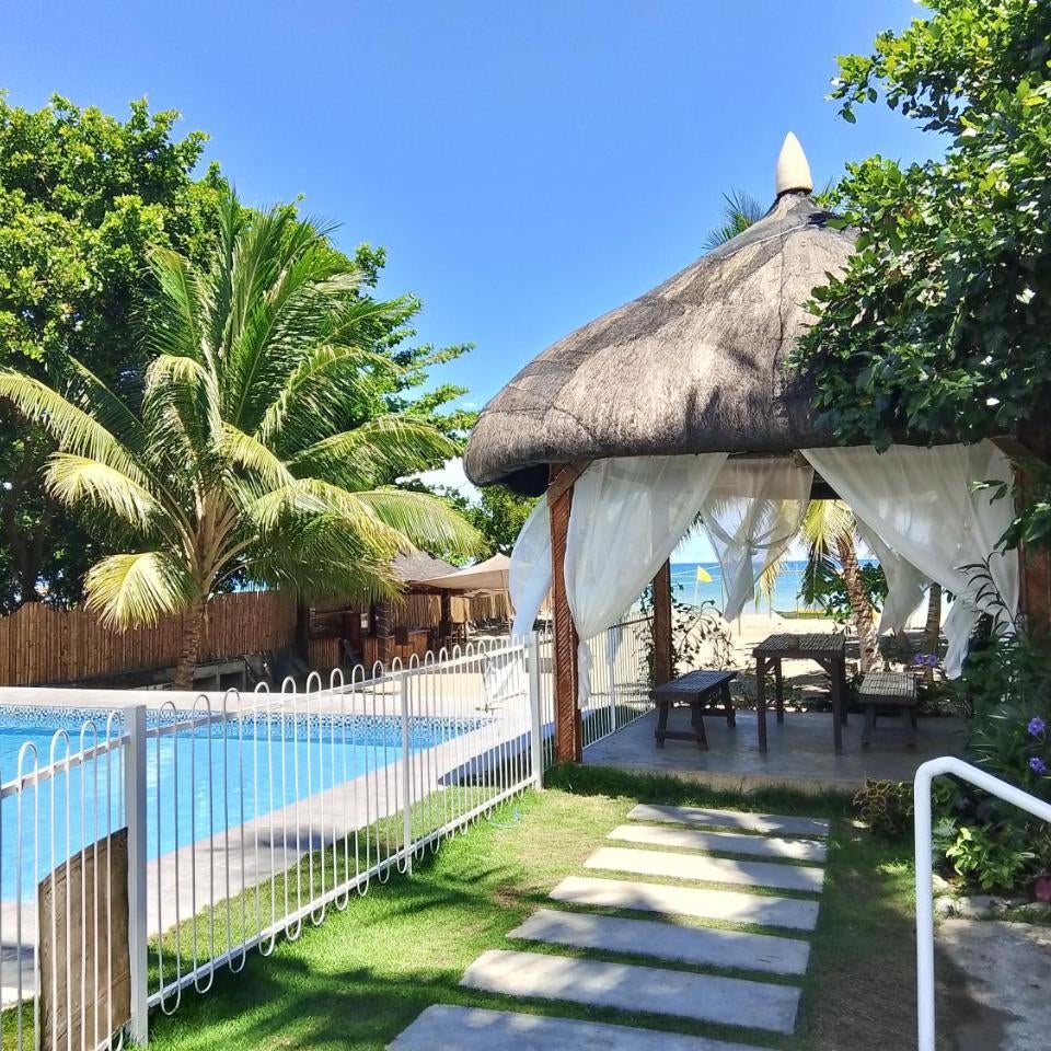 Sevens Hideaway Beach Resort