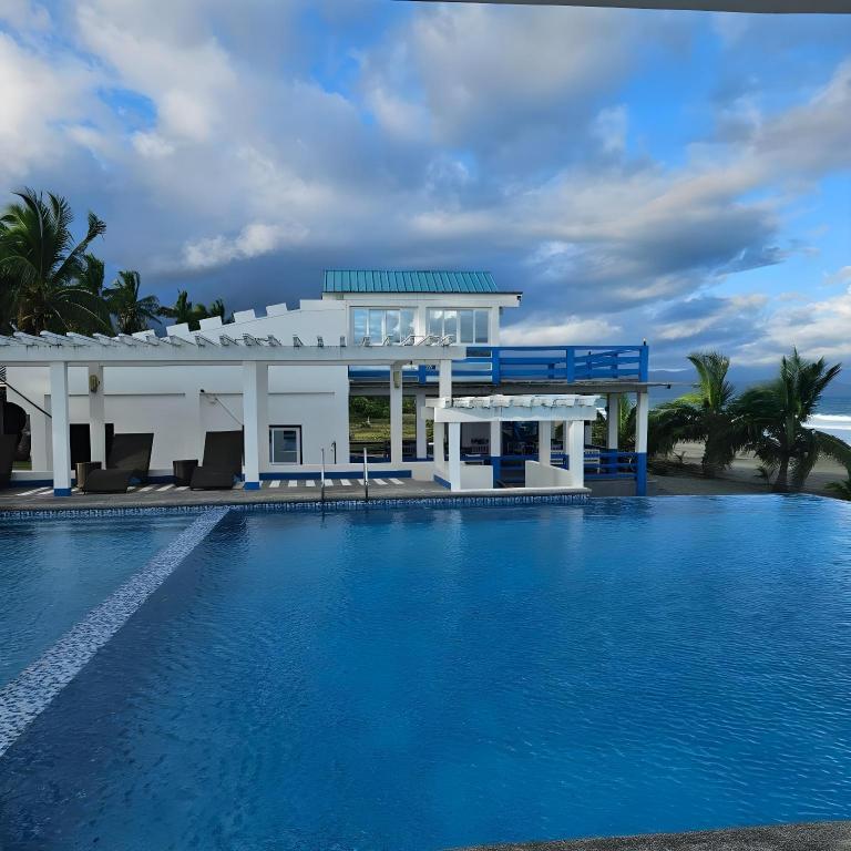 Hermanos Leisure Farm Resort Thumbnail