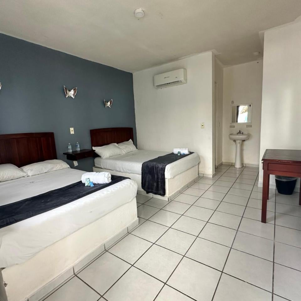 Hotel Grand Bahía Los Cocos Thumbnail