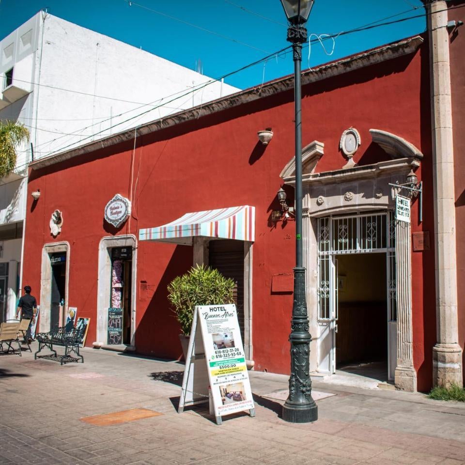 Hotel Buenos Aires Thumbnail