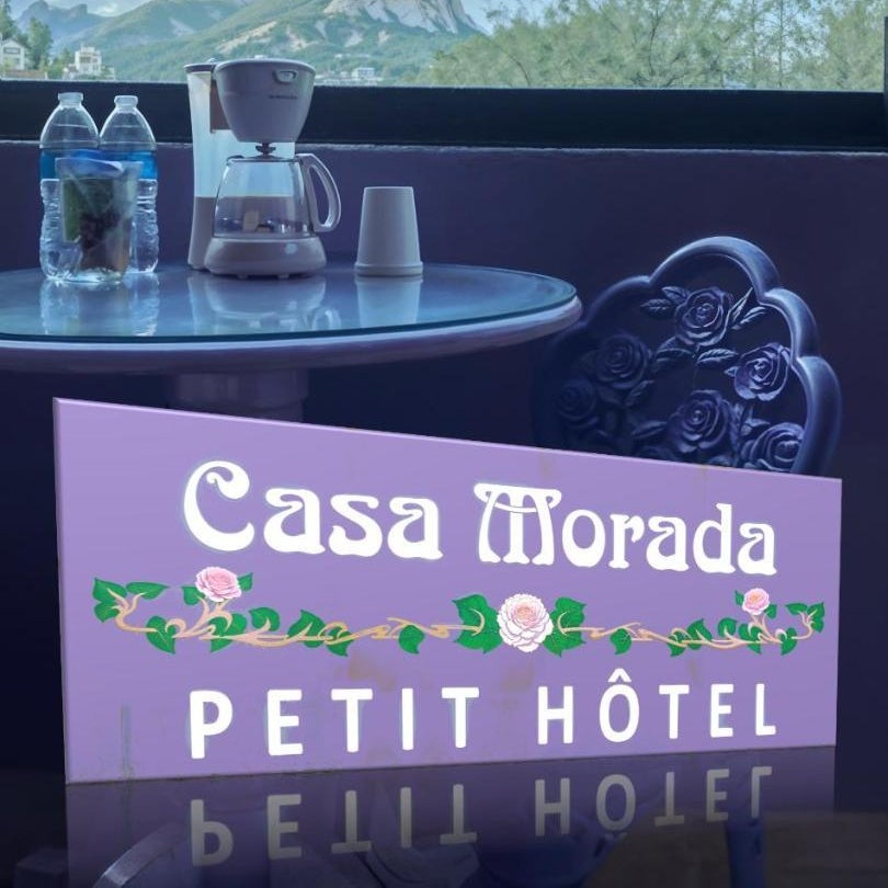 Casa Morada