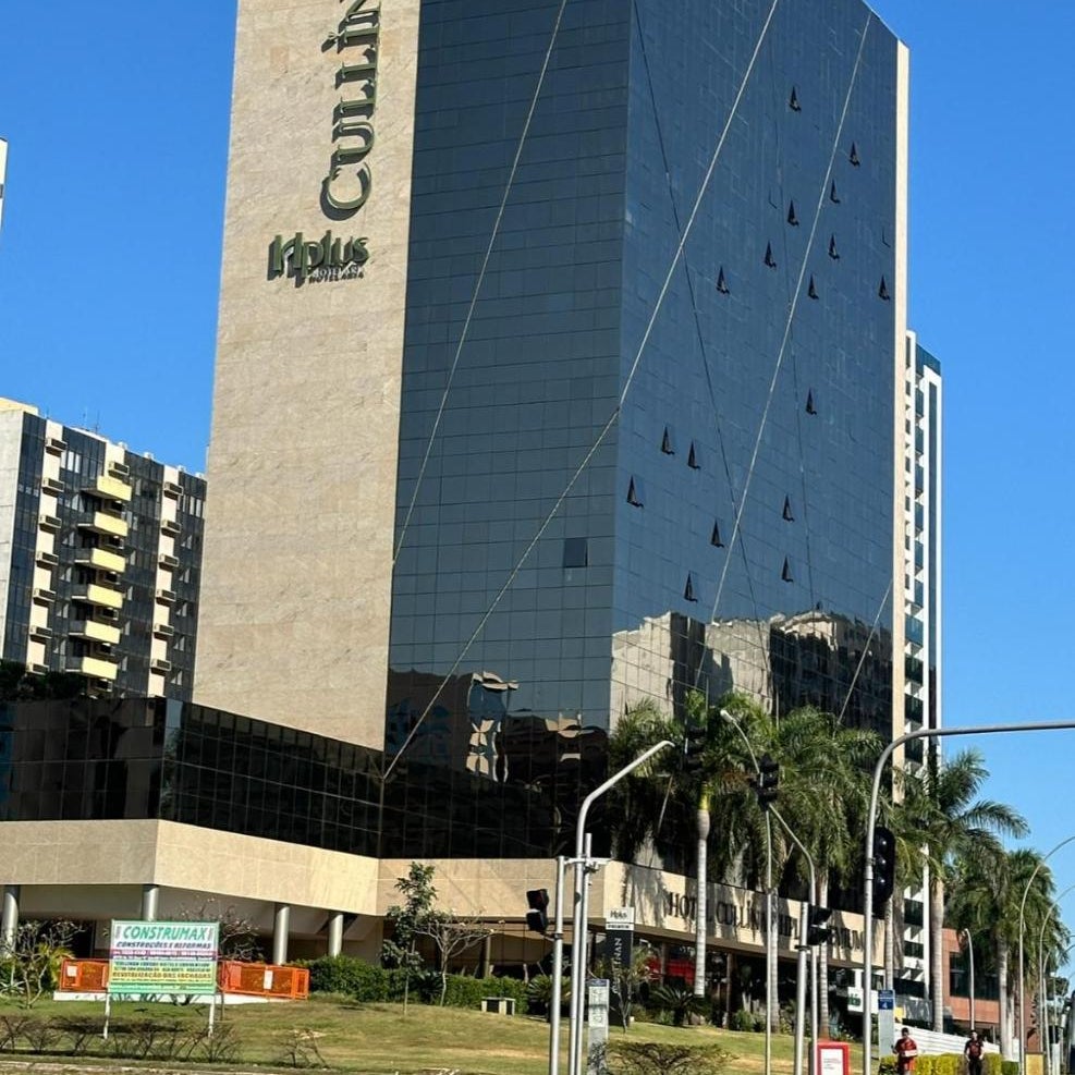 Cullinan Brasilia - Fabuloso apt da REDE PREMIUM 13º andar Thumbnail