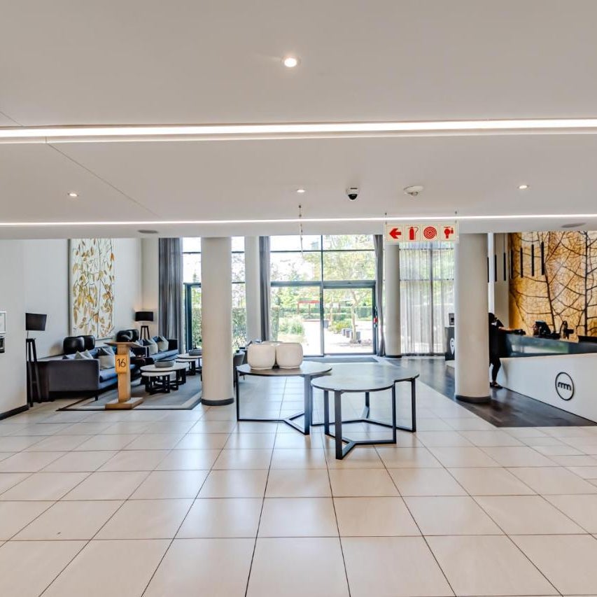 1403 Menlyn Maine Trilogy Thumbnail