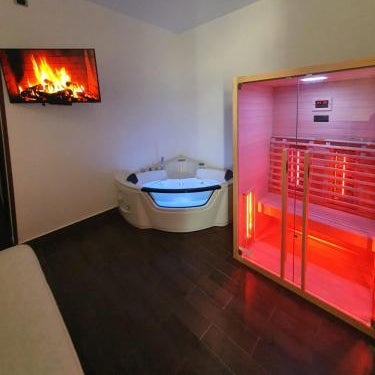 ARTEMIDE "Fiore Club" B&B SUITE SPA