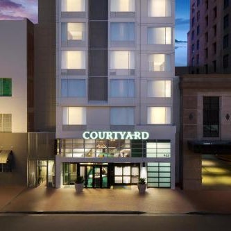 Courtyard by Marriott San Diego Gaslamp/Convention Center Thumbnail